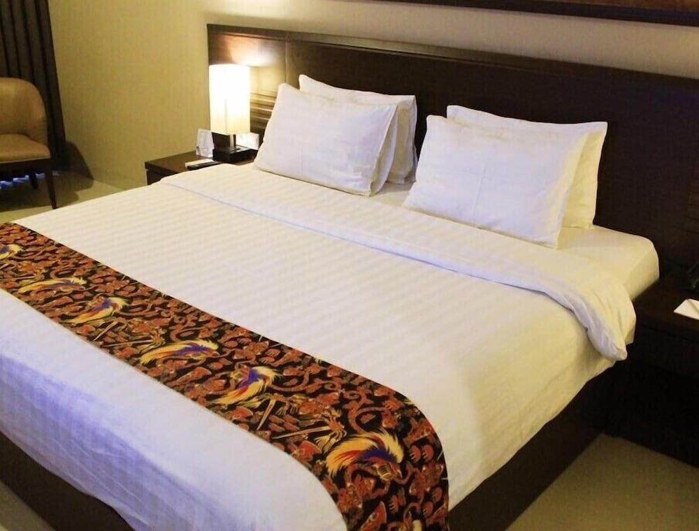 Grand Abe Hotel Джаяпура Екстериор снимка