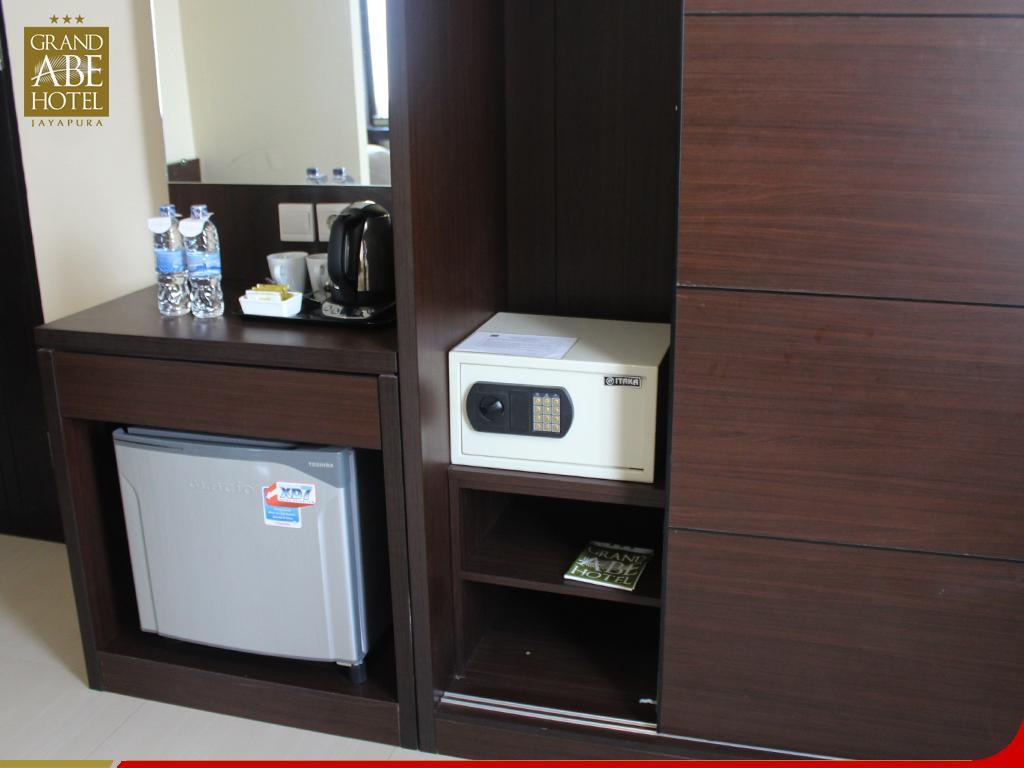 Grand Abe Hotel Джаяпура Екстериор снимка