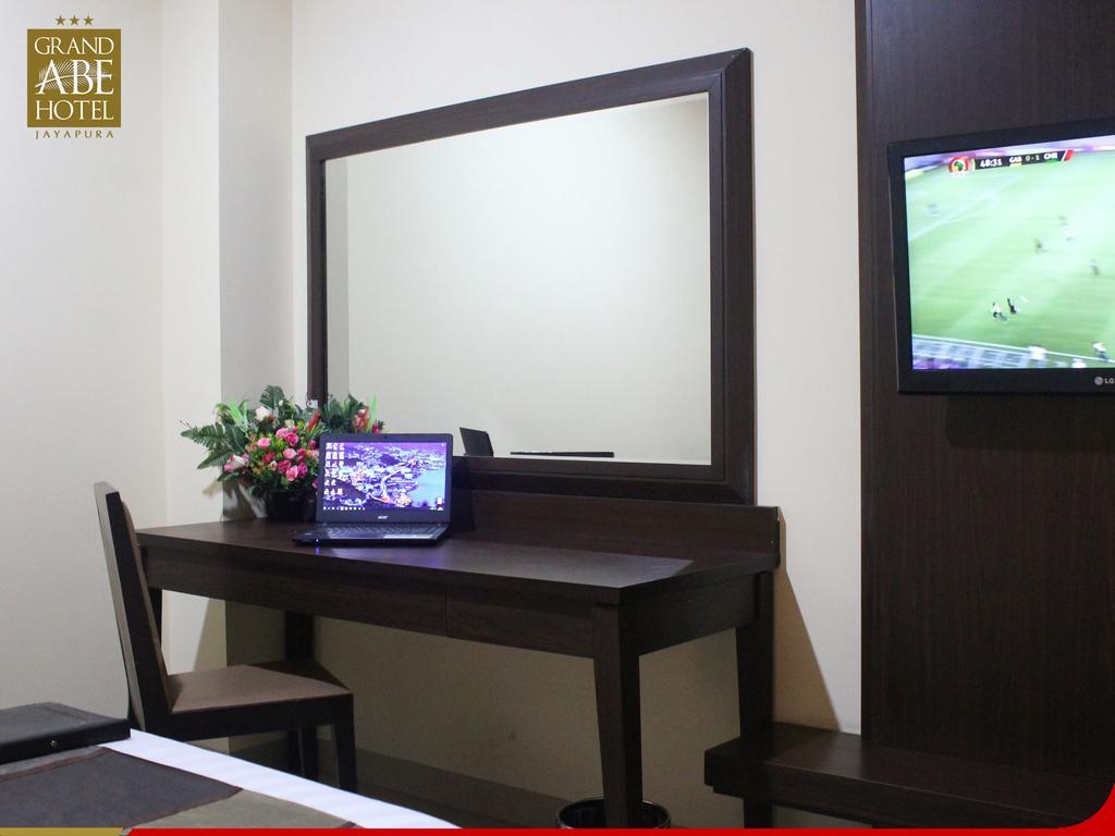 Grand Abe Hotel Джаяпура Екстериор снимка